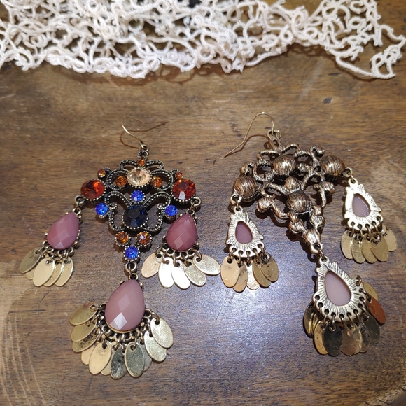 Earrings - Picture 4 of 4